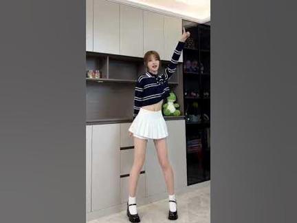 New TikTok beauty short video (beautiful girl)069 material-015