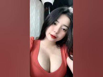 Info gái xinh và áo dài Việt Nam: @thubae98