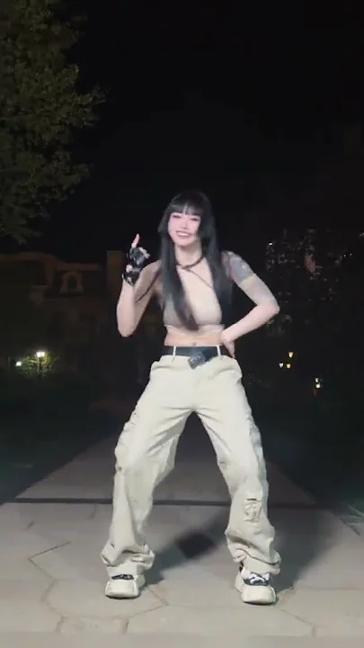 Cô gái Trung Quốc xinh đẹp đang nhảy múa 313 #shorts #tiktok #douyin #dance #beautiful