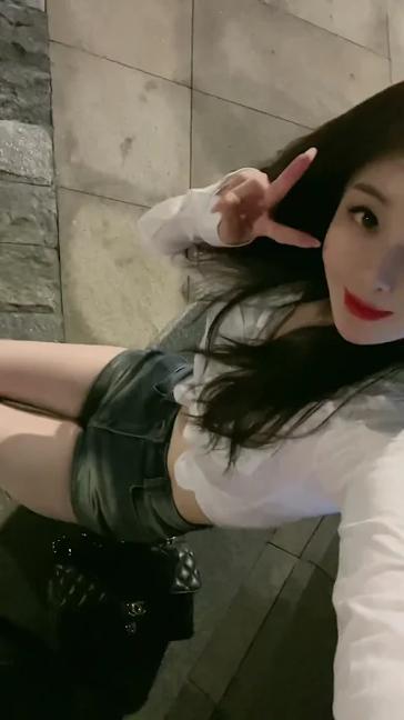 New TikTok beauty short video (beautiful girl)106  material-006