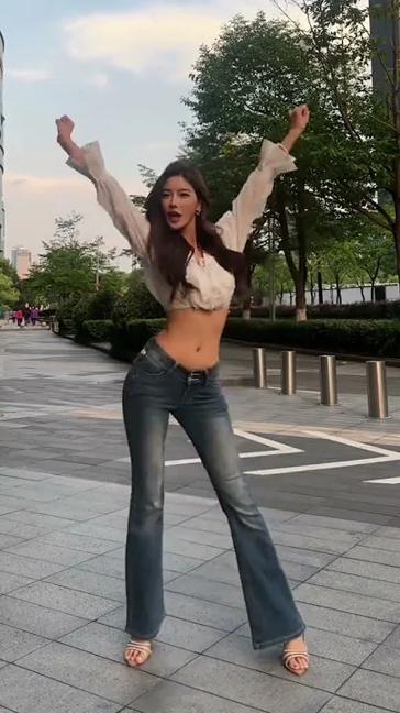 Cô gái Trung Quốc xinh đẹp đang nhảy múa 317 #shorts #tiktok #douyin #dance #beautiful