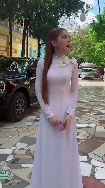 ID Tik Tok áo dài gái xinh @truongtuyen7979