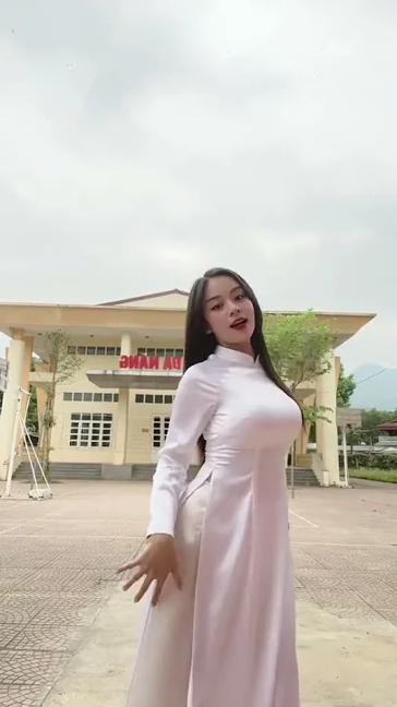 ID Tik Tok áo dài gái xinh @linhhieu.273