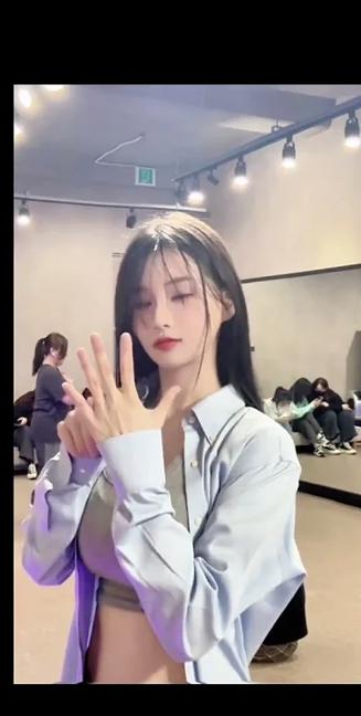 Cô gái Trung Quốc xinh đẹp đang nhảy múa 323 #shorts #tiktok #douyin #dance #beautiful