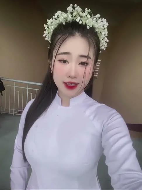 ID Tik Tok áo dài gái xinh @buithpgzx11