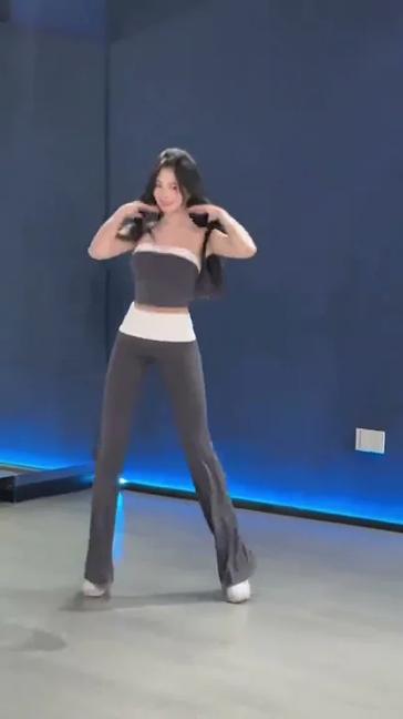 Cô gái Trung Quốc xinh đẹp đang nhảy múa 391 #shorts #tiktok #douyin #dance #beautiful